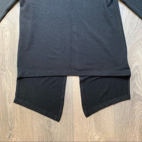 LNA Ace Sweater Open Split Back Slit Long Sleeve Asymmetrical hem Black Size XS - Picture 13 of 16